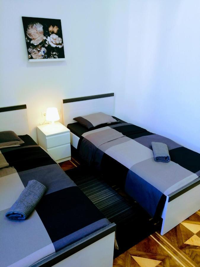 Zpula Center Studio Apartments Εξωτερικό φωτογραφία