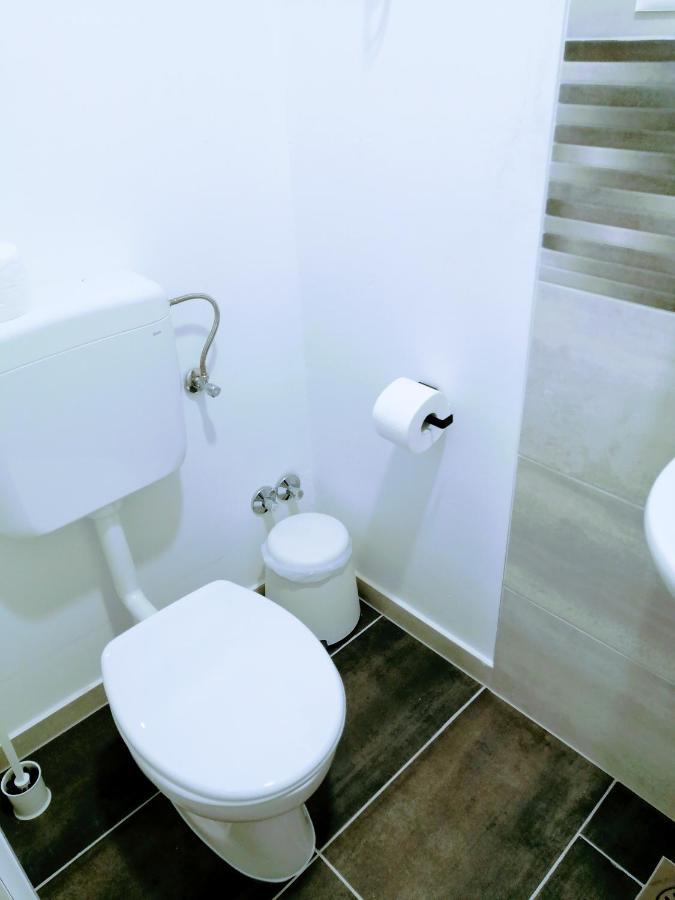 Zpula Center Studio Apartments Εξωτερικό φωτογραφία