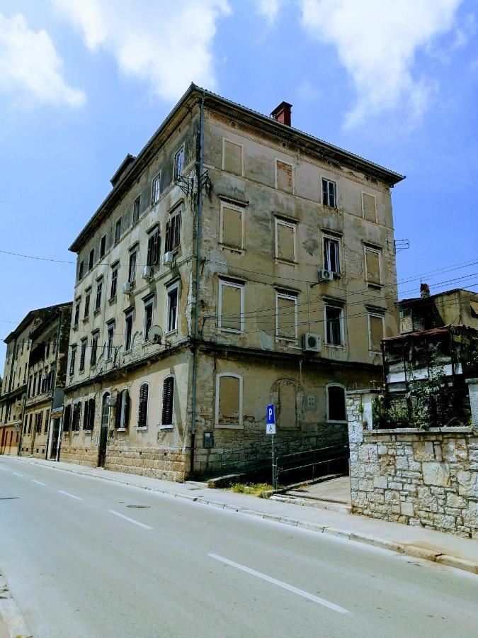 Zpula Center Studio Apartments Εξωτερικό φωτογραφία