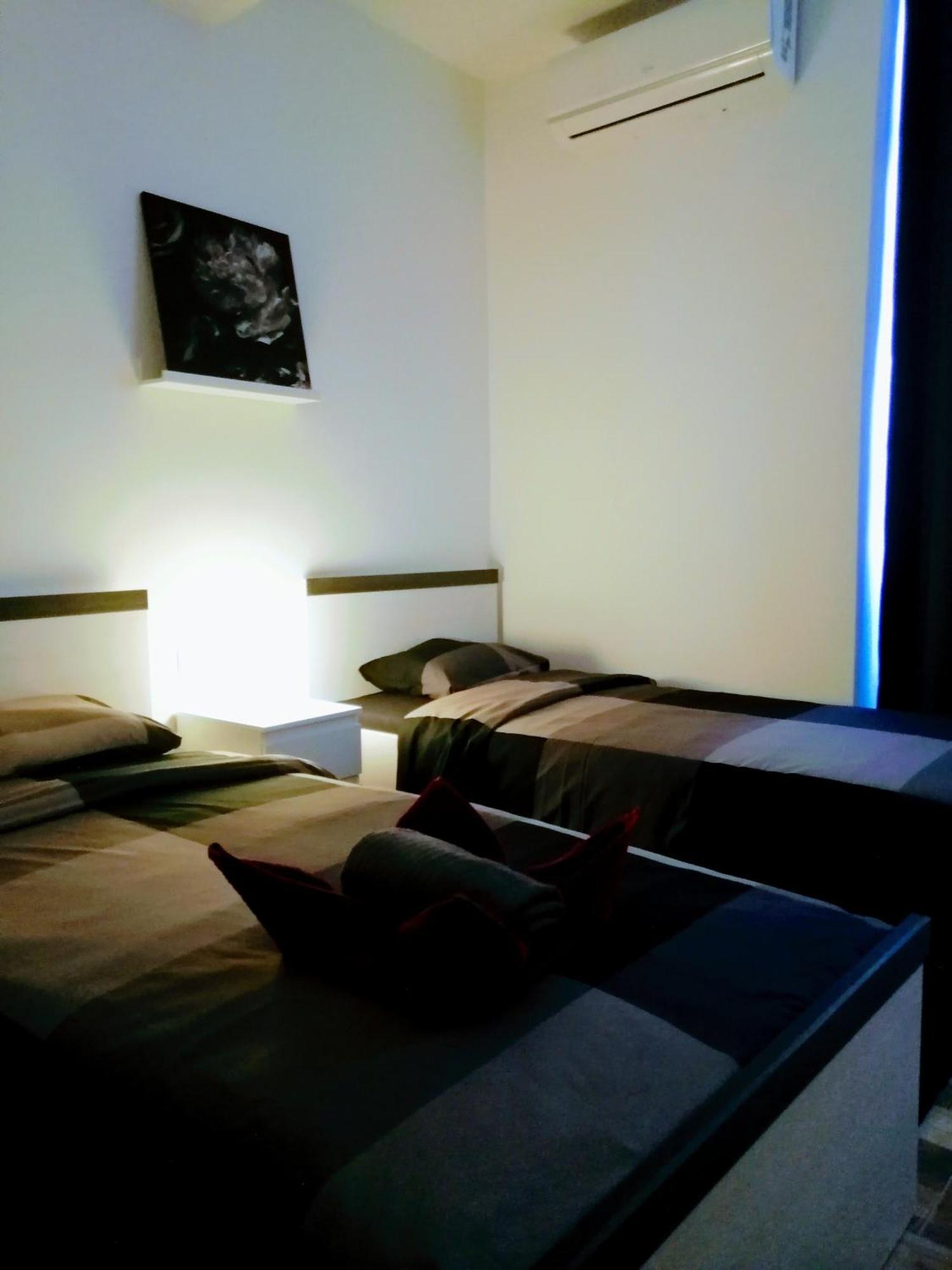 Zpula Center Studio Apartments Εξωτερικό φωτογραφία