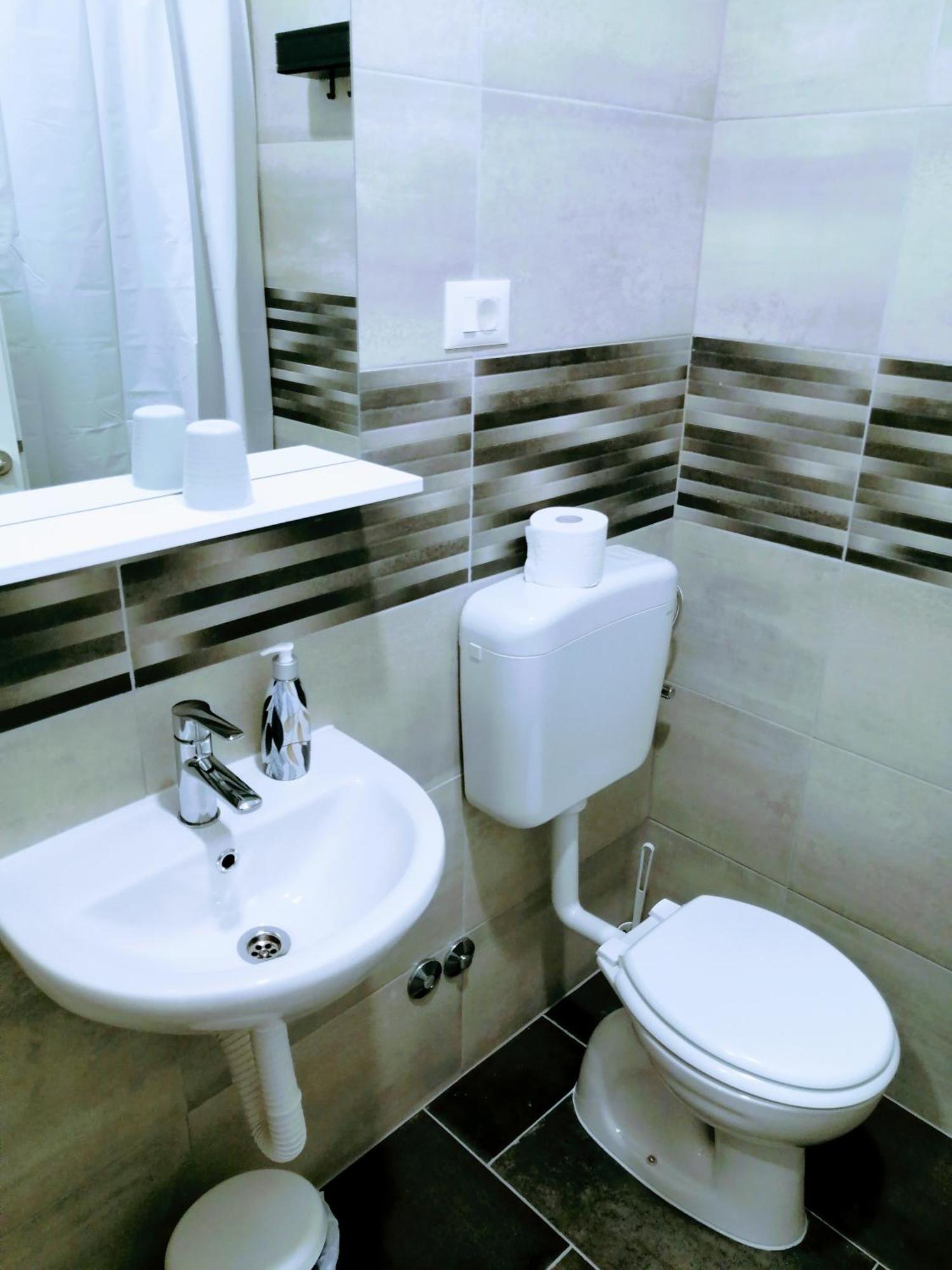 Zpula Center Studio Apartments Εξωτερικό φωτογραφία